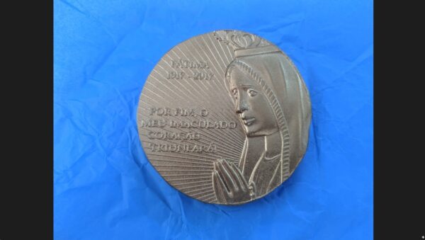 Medalhão Nsra. Fátima com Plínio Correia de Oliveira - Imagem 2